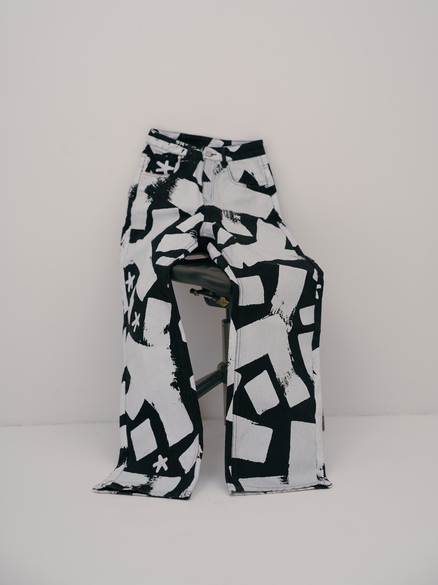 YONAKA x Eric Haze アートデニム